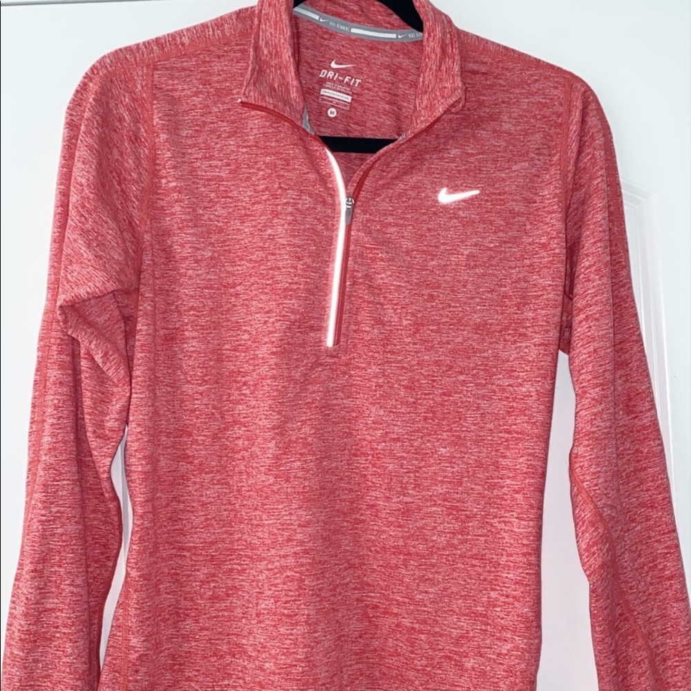 NIKE DRY FIT QUARTER ZIP